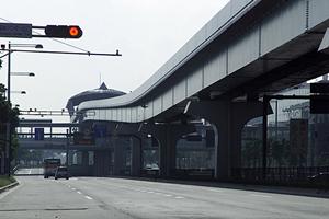 福岡空港付近のパーキングと安全性について